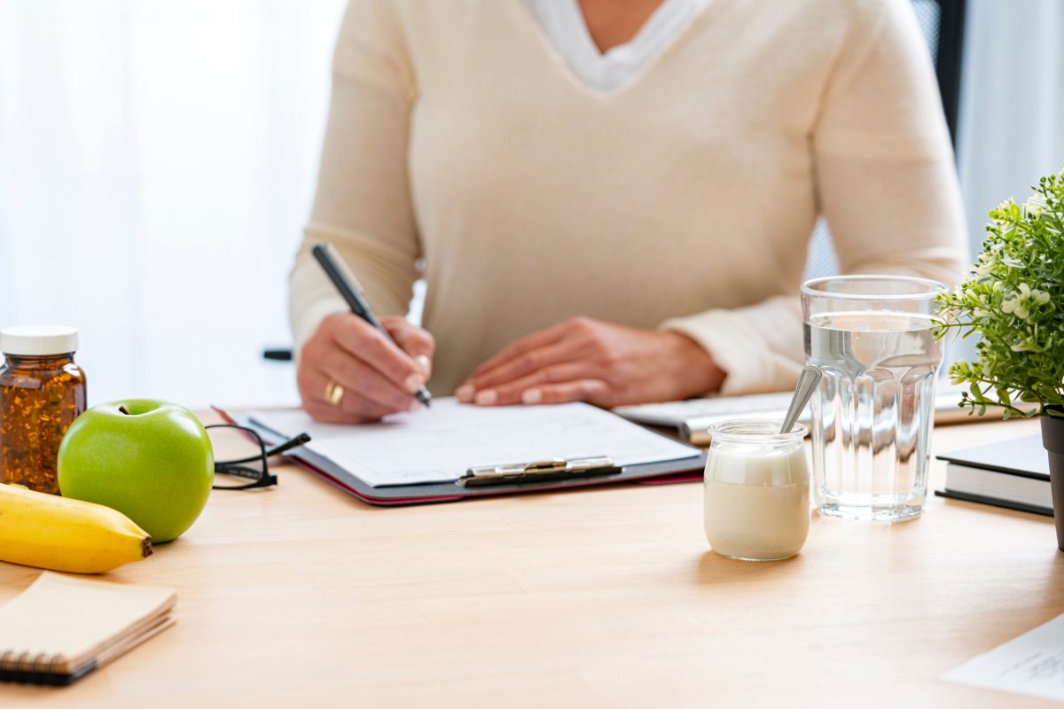 Nutrition and diets — personalised pharmacist advice